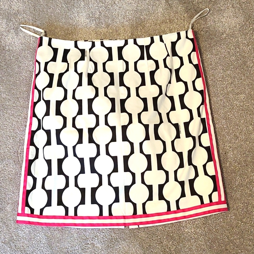 Skirt, size XL, never worn, Gretchen Scott Designs, black, white and pink